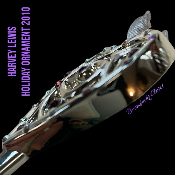 Harvey Lewis Holiday Ornament Our first Home 2010 Silver Key Swarovski ornament - Picture 5 of 15